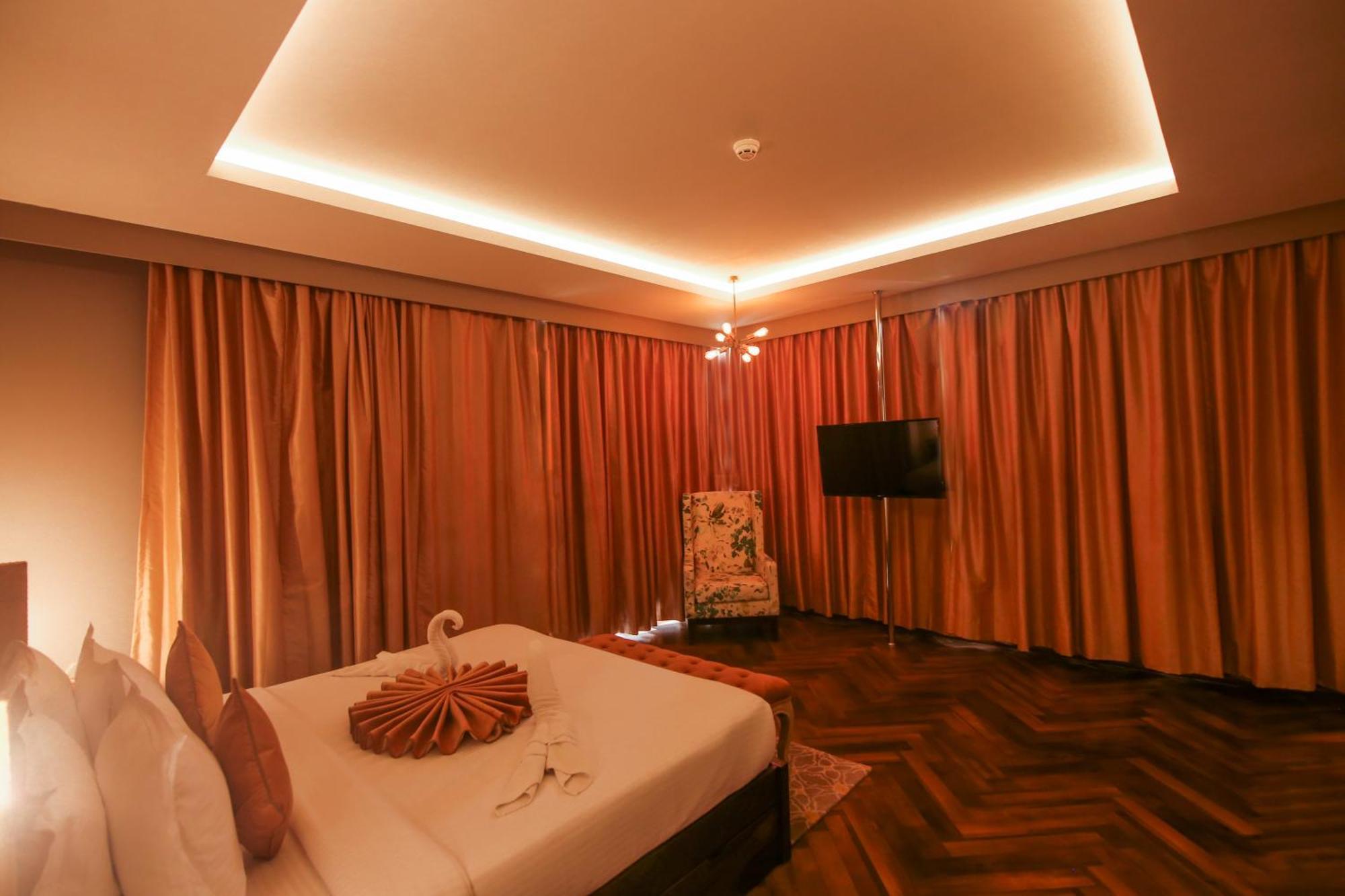 Hotel Polo Towers Agartala Zewnętrze zdjęcie